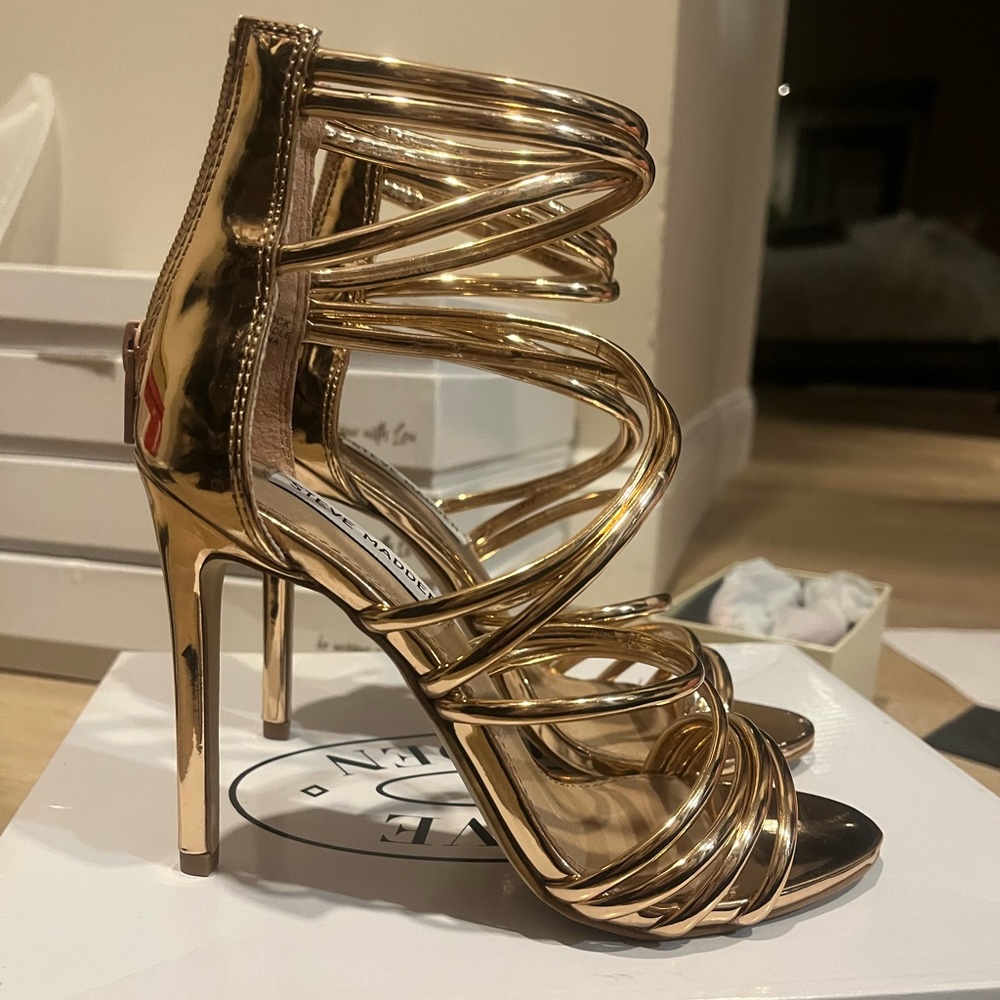 Steve Madden sandals
